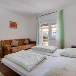 Apartament Twisting By The Private Pool Zadar