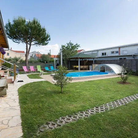 Twisting By The Private Pool Apartment Zadar
