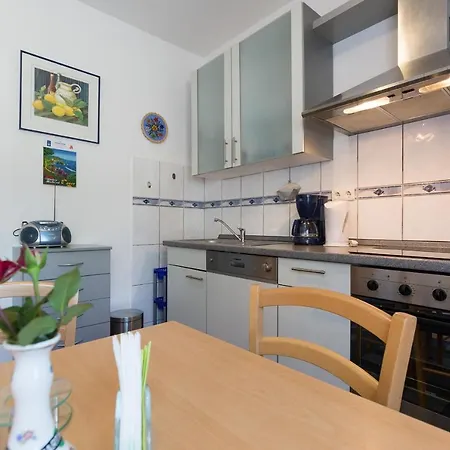 Twisting By The Private Pool شقة