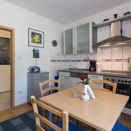 Twisting By The Private Pool شقة *