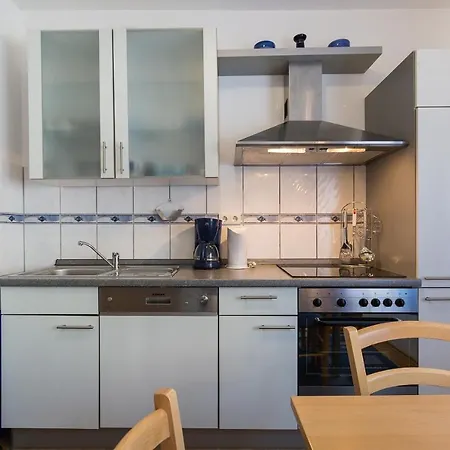 Twisting By The Private Pool شقة زادار