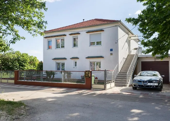 Apartment Twisting By The Private Pool